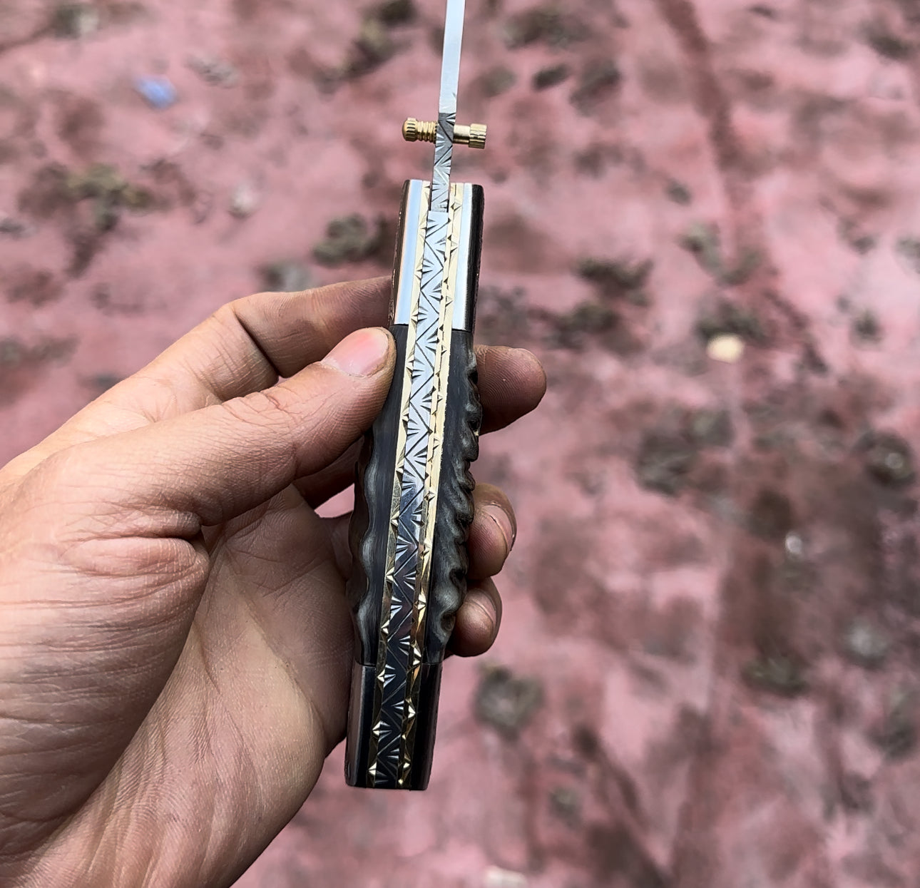 Handmade Folding Pocket Knife Steel Blade Ram Horn Handle With Leather Sheath