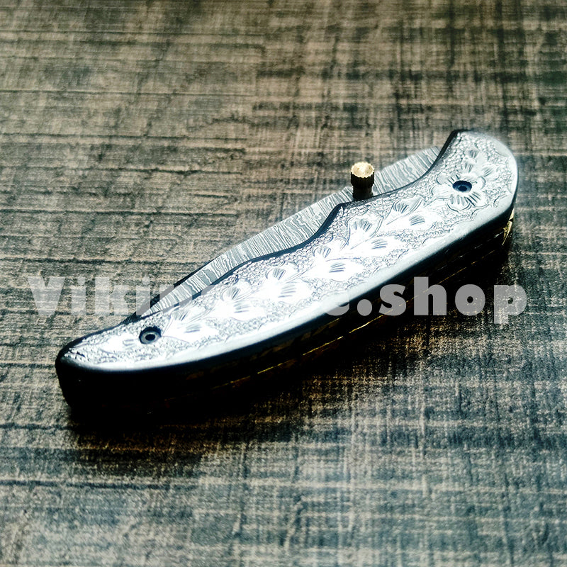 pocket knife