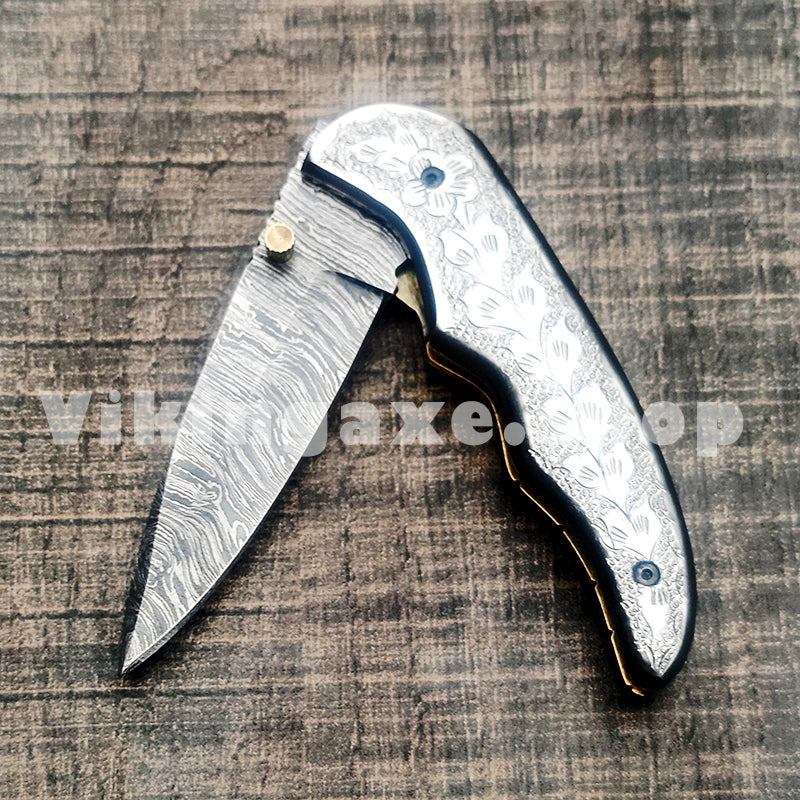 pocket knife