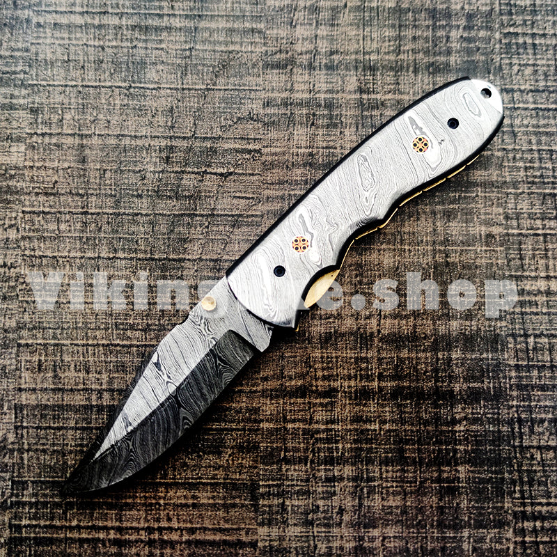 pocket knife