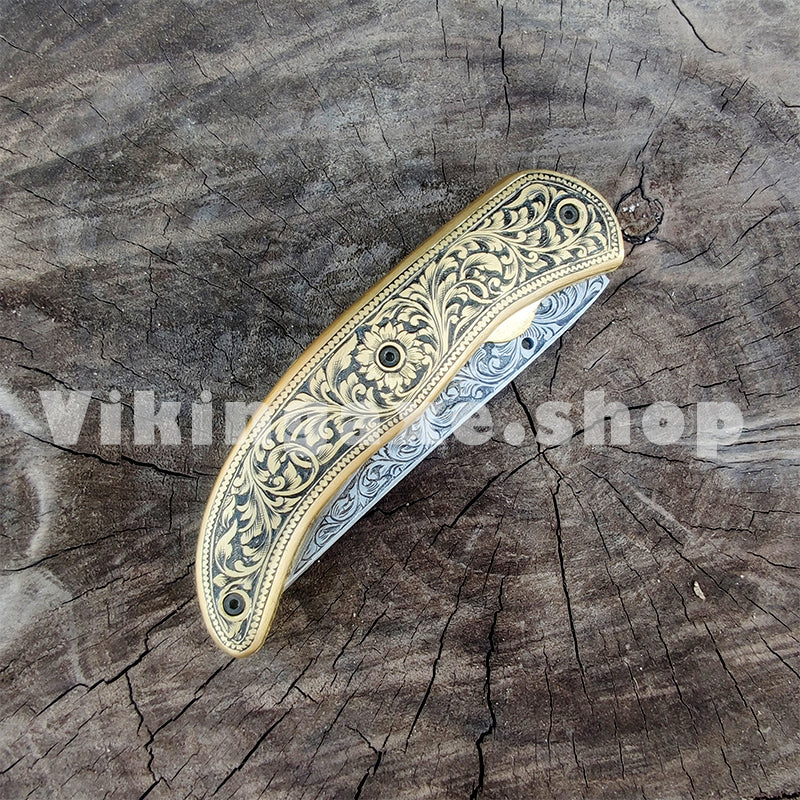 pocket knife