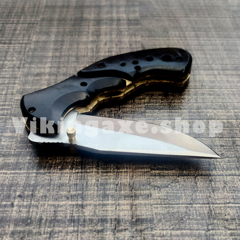 pocket knife