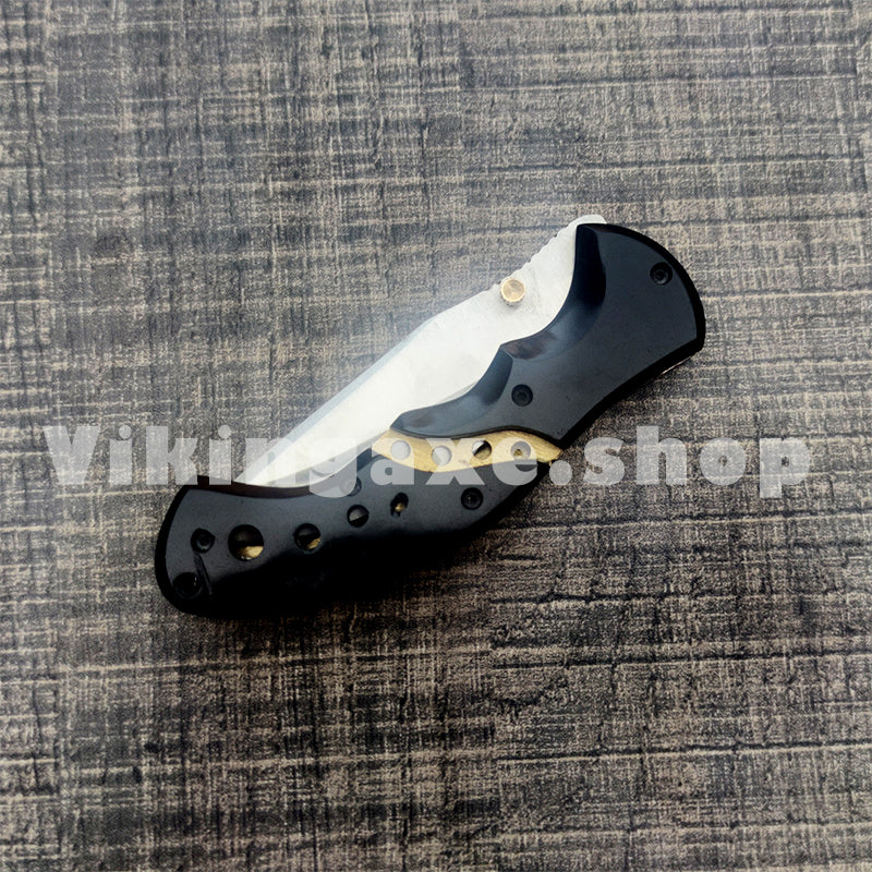 pocket knife