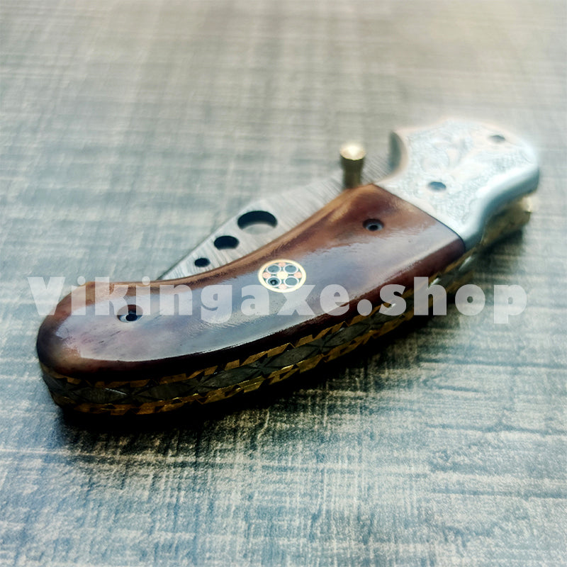 pocket knife