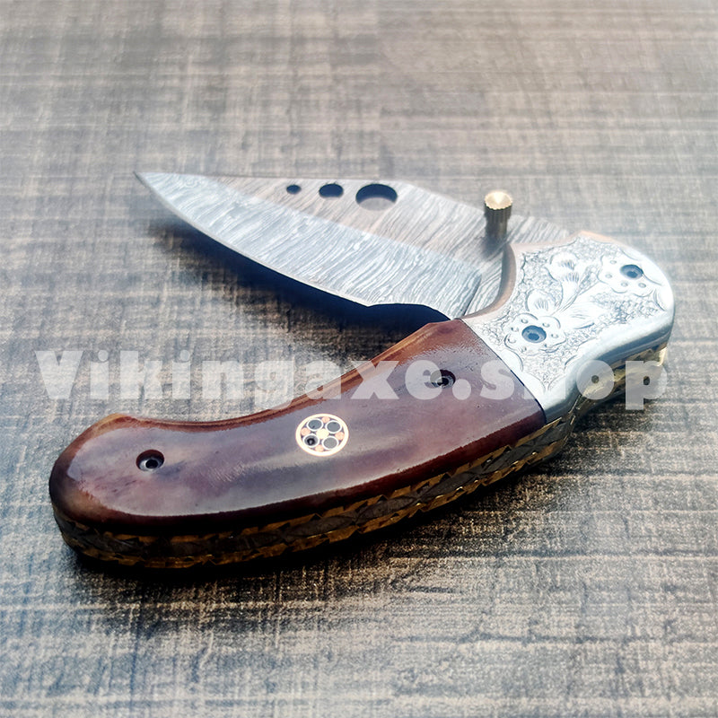 pocket knife