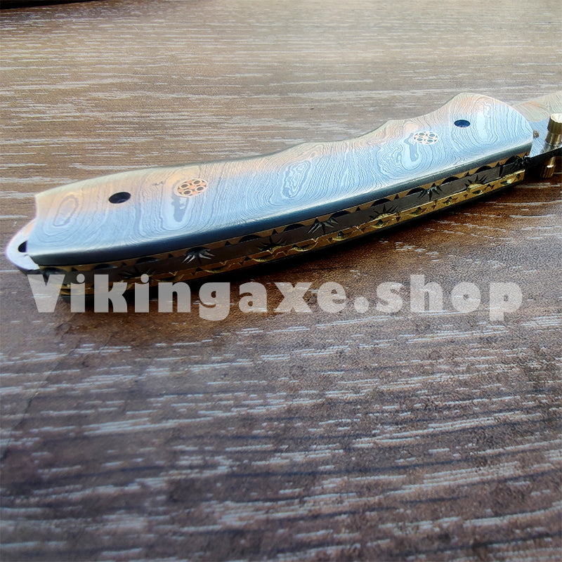 pocket knife