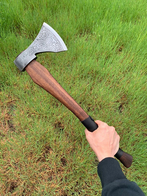 throwing axes