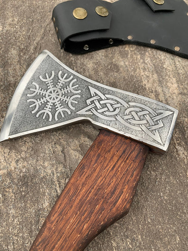 tomahawk axe