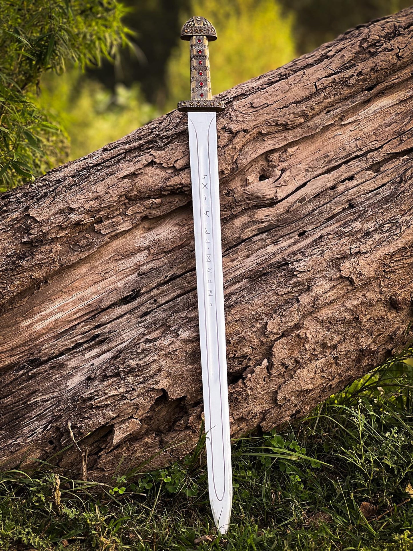 Handmade King Ragnar Lothbrok Sword Replica Viking Sword With Scabbard