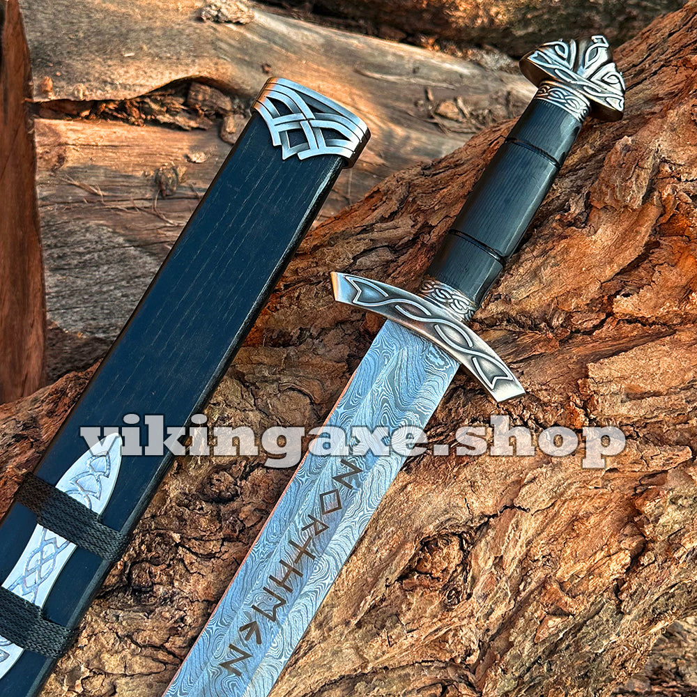 Custom Sword Replica Viking Sword Damascus Steel Sword With Scabbard