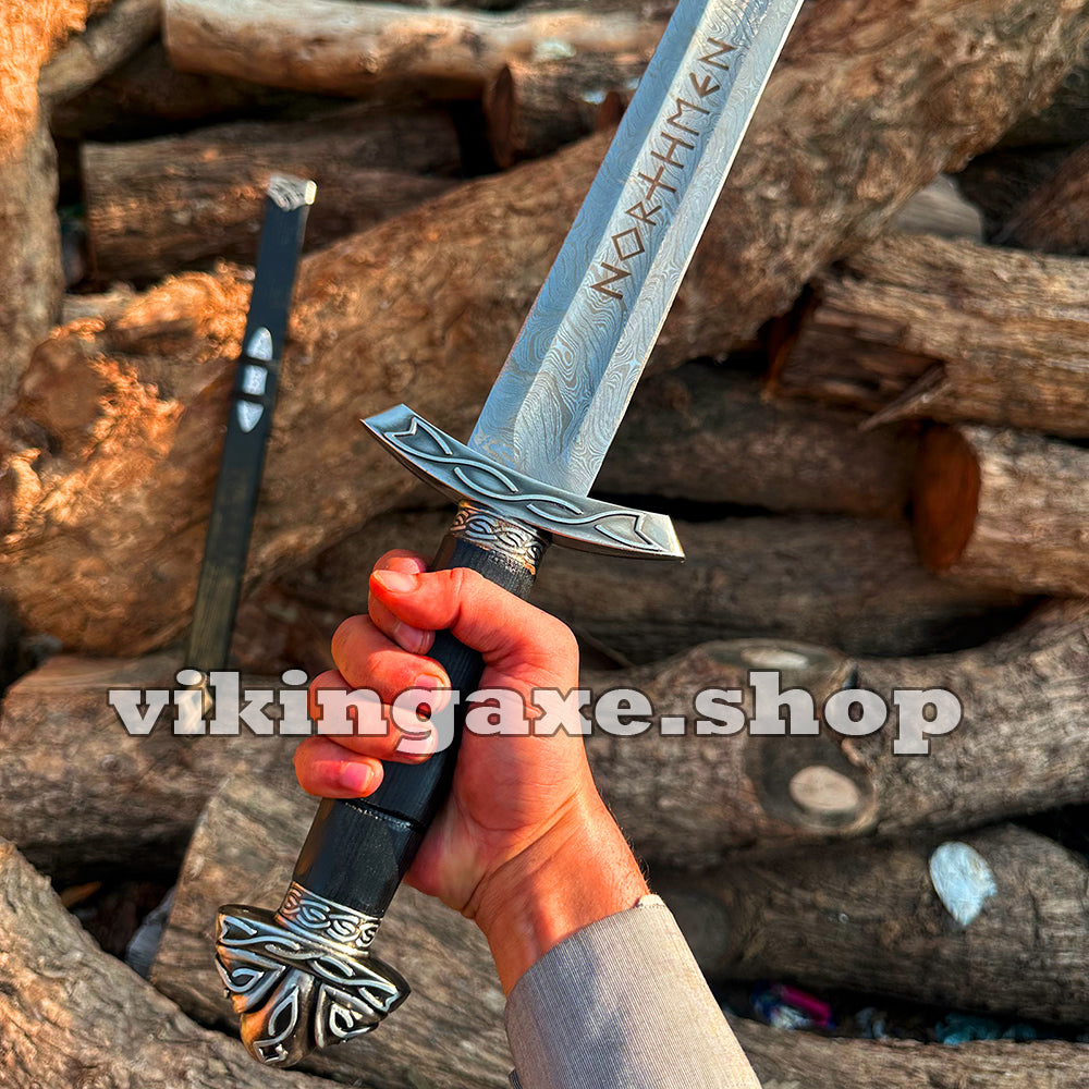 Custom Sword Replica Viking Sword Damascus Steel Sword With Scabbard