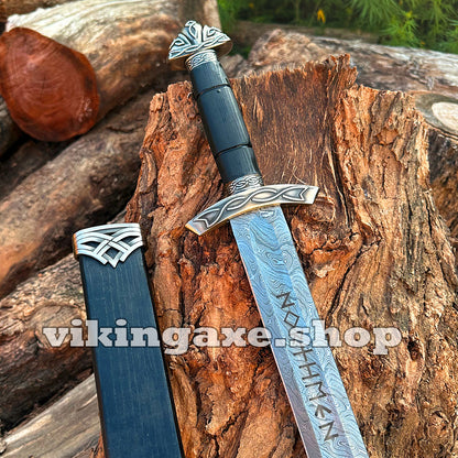 Custom Sword Replica Viking Sword Damascus Steel Sword With Scabbard