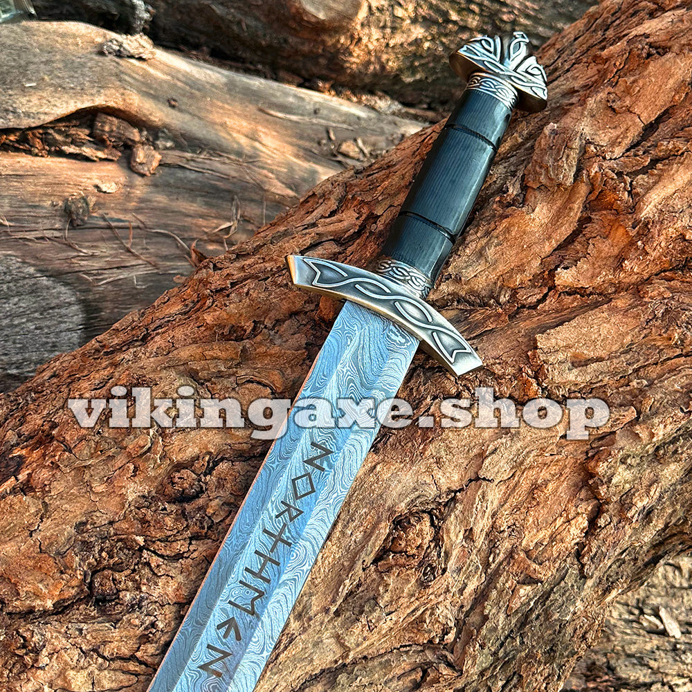 Custom Sword Replica Viking Sword Damascus Steel Sword With Scabbard