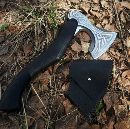 throwing axe