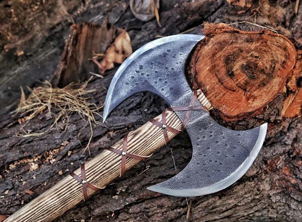 throwing axe