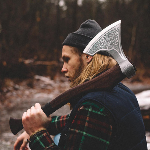 throwing axes